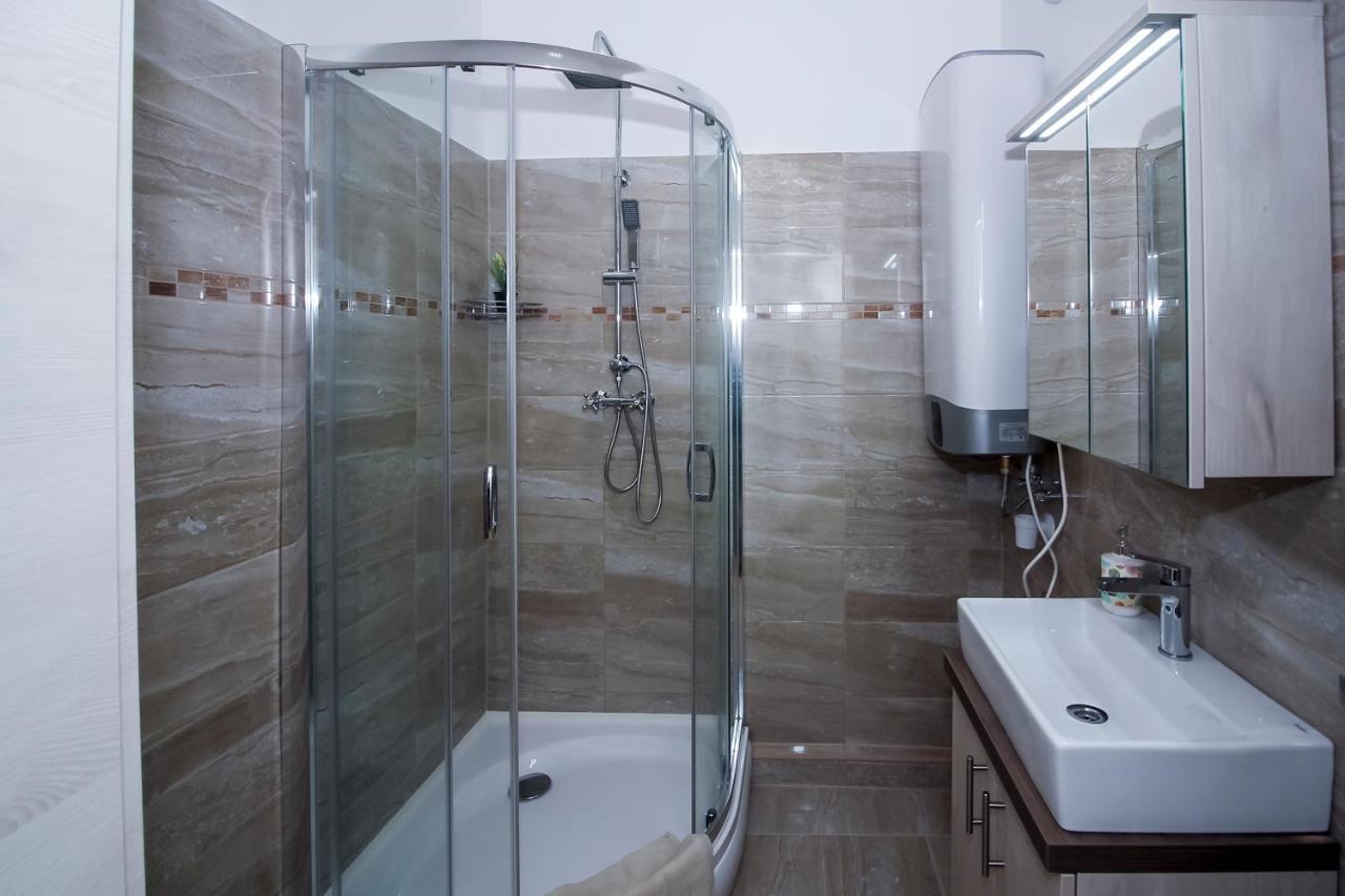Апартаменти Helios Apartman Сегед Екстер'єр фото
